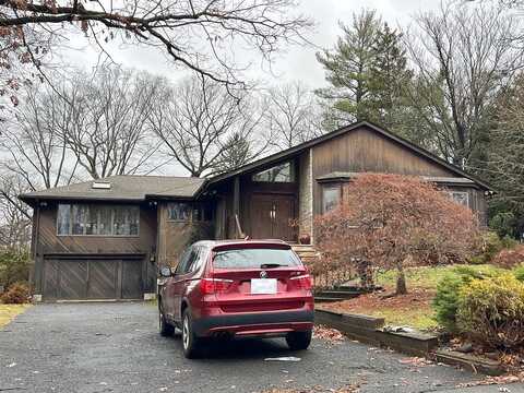 Oakwood, WOODCLIFF LAKE, NJ 07677