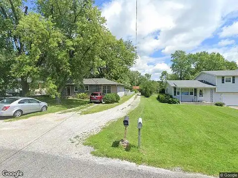 Dale Ave, COLLINSVILLE, IL 62234