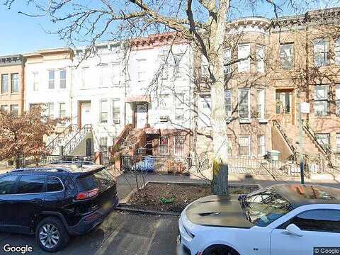 Bainbridge, BROOKLYN, NY 11233