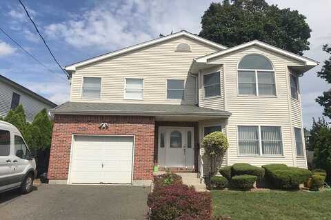 1St, NEW HYDE PARK, NY 11040