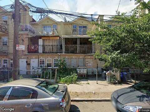 Pinson, FAR ROCKAWAY, NY 11691