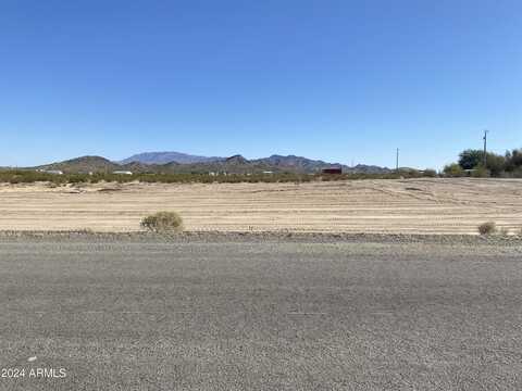 39137 Cox Avenue, Salome, AZ 85348