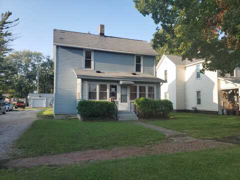 714 E Thompson Avenue, Hoopeston, IL 60942