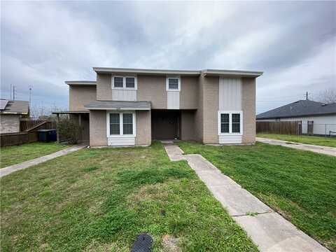 134 Green Point Drive, Corpus Christi, TX 78405