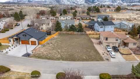 32 River View Place, Parachute, CO 81635