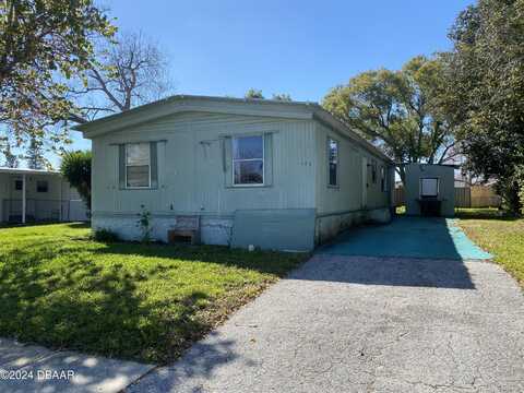 102 Barefoot Trail, Port Orange, FL 32129