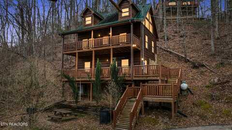1234 Lakeview Dr, Sevierville, TN 37876