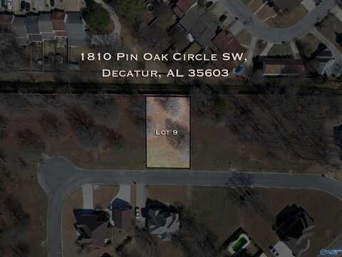 1810 Pin Oak Circle SW, Decatur, AL 35603