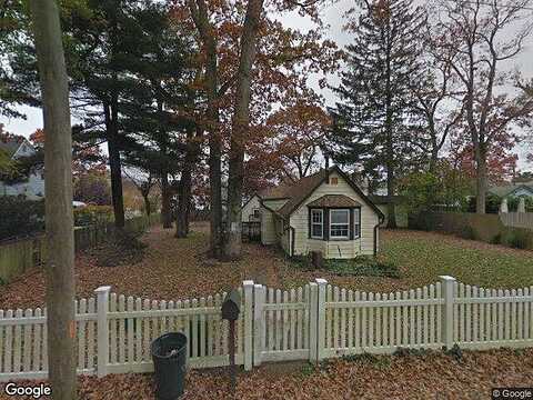 Fletcher Ave, MERRICK, NY 11566