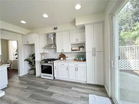 Parterre, FOOTHILL RANCH, CA 92610