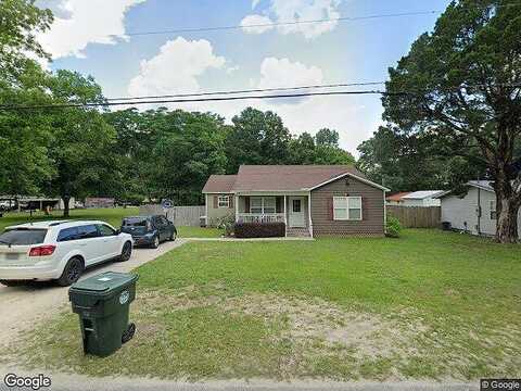 25Th, DEFUNIAK SPRINGS, FL 32435