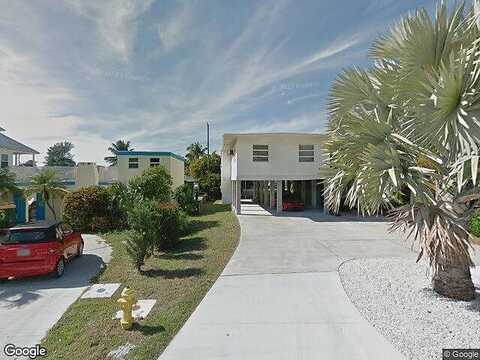 Virginia, FORT MYERS BEACH, FL 33931