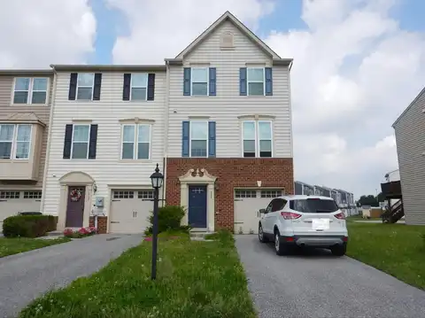 Charles, HANOVER, PA 17331