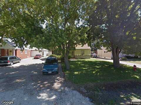 8Th, EAST MOLINE, IL 61244