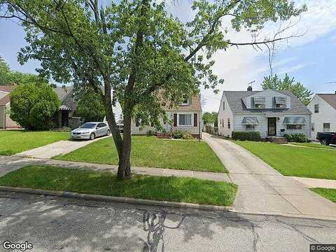 Hollywood, MAPLE HEIGHTS, OH 44137