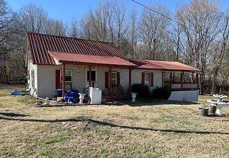 Days, LAFAYETTE, TN 37083