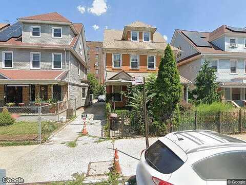 28Th, BROOKLYN, NY 11210