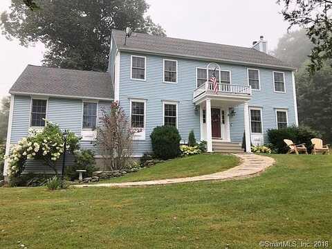 Pond Valley, WOODBURY, CT 06798