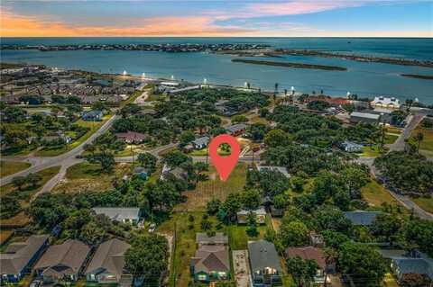 1117 Lady Claire St, Rockport, TX 78382