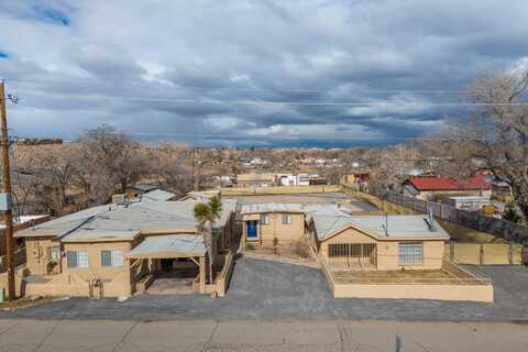 3102 Rosendo Garcia Road SW, Albuquerque, NM 87105