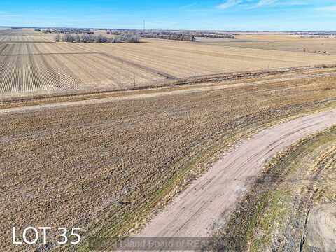 35 Bald Eagle Dr., Chapman, NE 68827