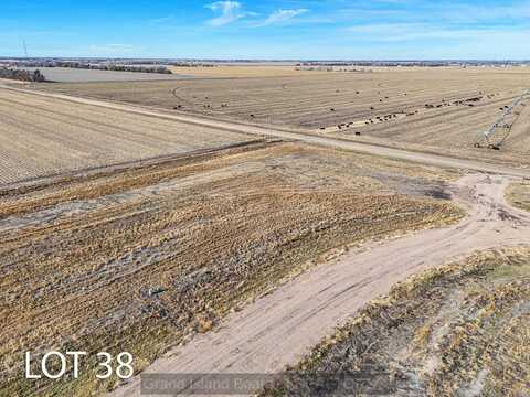 38 Bald Eagle Dr., Chapman, NE 68827