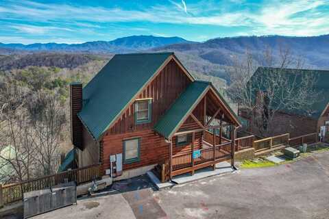 4664 Nottingham Heights Way, Pigeon Forge, TN 37863