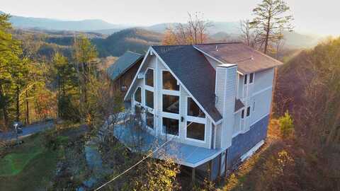 1814 Blue Tick Way, Sevierville, TN 37862