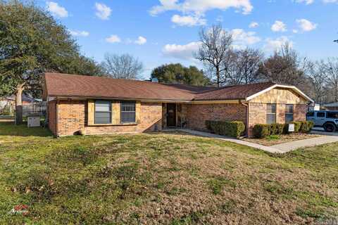 104 Meadowbrook Ln, Carthage, TX 75633