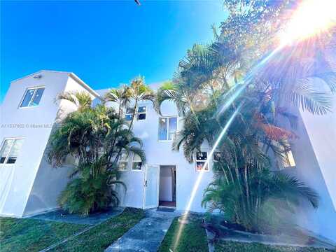 1015 S 17th Ave, Hollywood, FL 33020