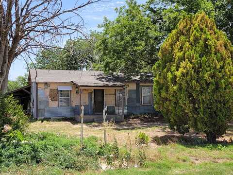 107 Mesquite, Roscoe, TX 79545