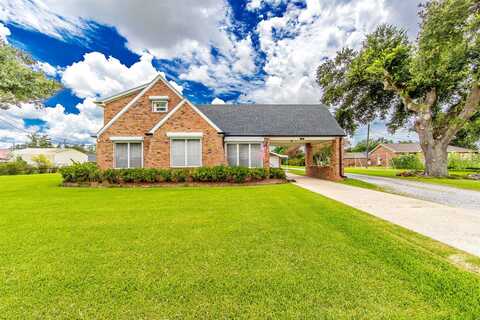 1504 Acadian Dr. East, Houma, LA 70363