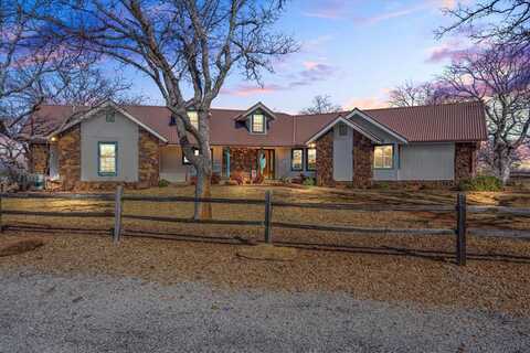 150 Airport Hill Drive, Graham, TX 76450