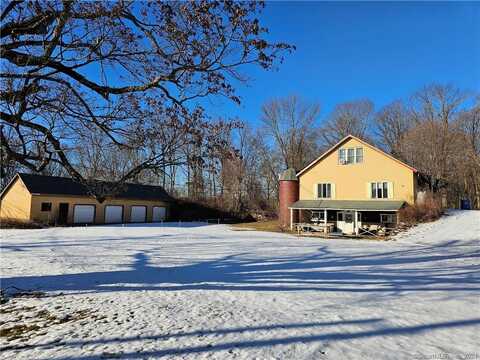 42 Adamec Road, Willington, CT 06279