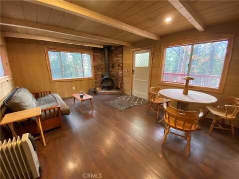 51652 Laurel Trail, Idyllwild, CA 92549