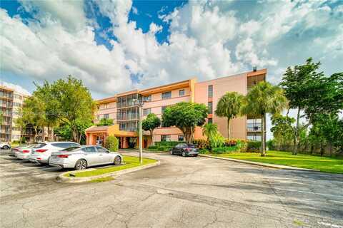 20860 San Simeon Way, Miami, FL 33179