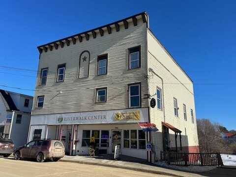 5 Water Street, Newport, ME 04953