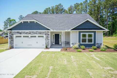 736 Greenwich Place, Richlands, NC 28574