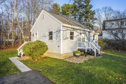 22 Pier Road, Kennebunkport, ME 04046