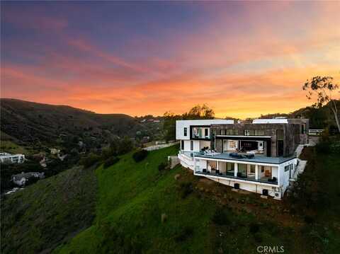 18 Stallion Road, Bell Canyon, CA 91307