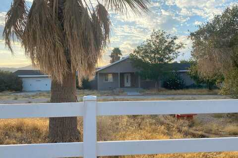 36Th, PALMDALE, CA 93551