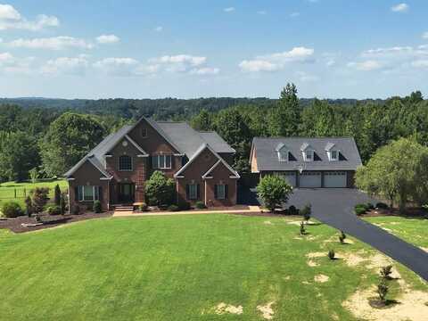 124 RIVER OAK DR, Danville, VA 24541