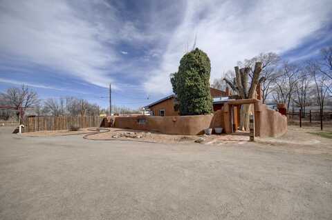 9140 Guadalupe Trail NW, Albuquerque, NM 87114