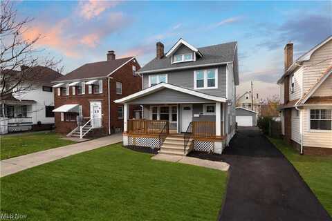 956 Nela View, Cleveland Heights, OH 44112