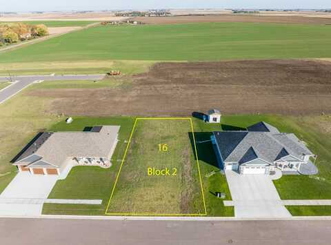 1405 Willard Ln, Larchwood, IA 51241