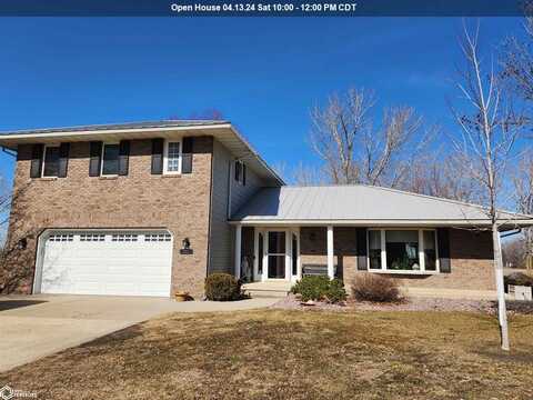 2302 16th Avenue N, Clear Lake, IA 50428