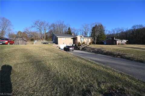 16684 Valley Drive, East Liverpool, OH 43920