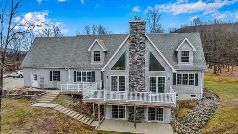 4488 Courtney Highland Drive, Great Valley, NY 14741