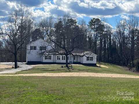 1125 Bethlehem School Road, Hickory, NC 28601