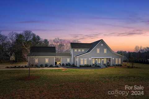 347 Ballenger Road, Flat Rock, NC 28731